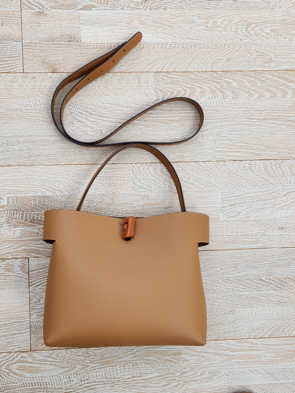 Everyday Tan Leather Tote with Wooden Toggle Accent - Picture 4 of 5